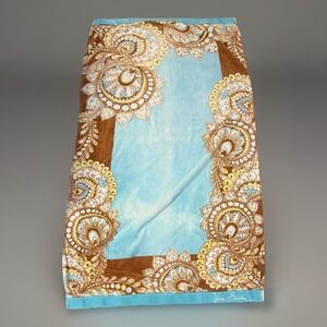 Vera Bradley Beach Towel - Symphony In Hue- Retired Pattern‎